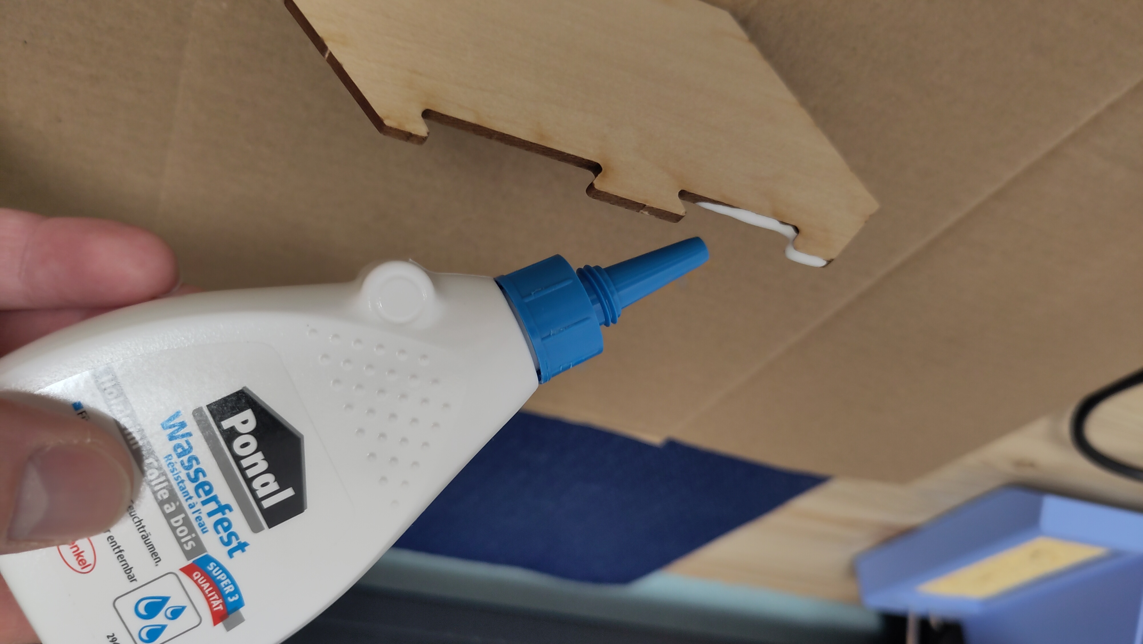 Herauslösen der Bauteile